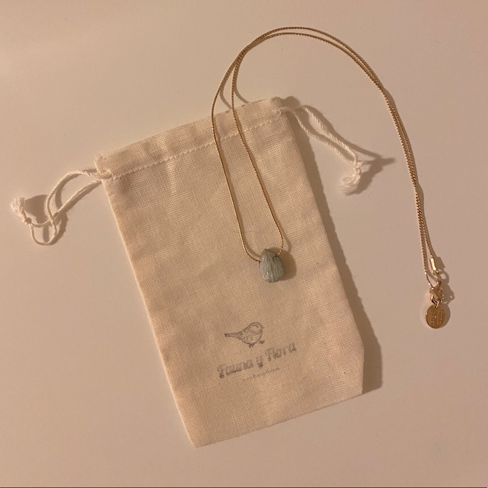 Minimalistic stone necklace